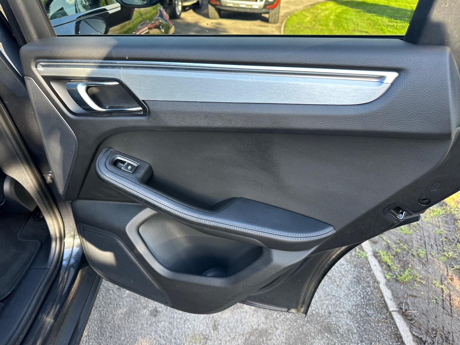 Used Porsche Macan 2016 for sale - 76363325: Photo 26