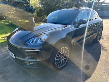 Used Porsche Macan 2016 for sale - 76363325: Photo