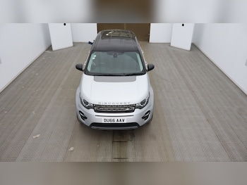 Used Land Rover Discovery Sport 2016 for sale - 76155467: Photo 3