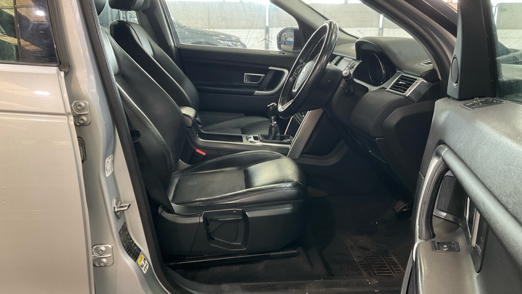 Used Land Rover Discovery Sport 2016 for sale - 76155467: Photo 9