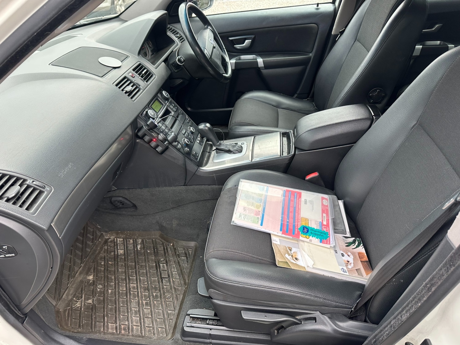 Used Volvo XC90 2010 for sale - 77480761: Photo 8