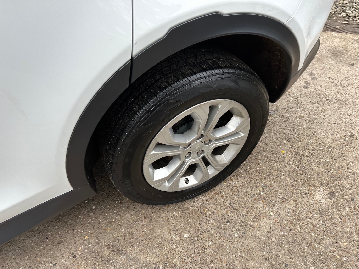 Used Land Rover Discovery Sport 2019 for sale - 76931662: Photo 17