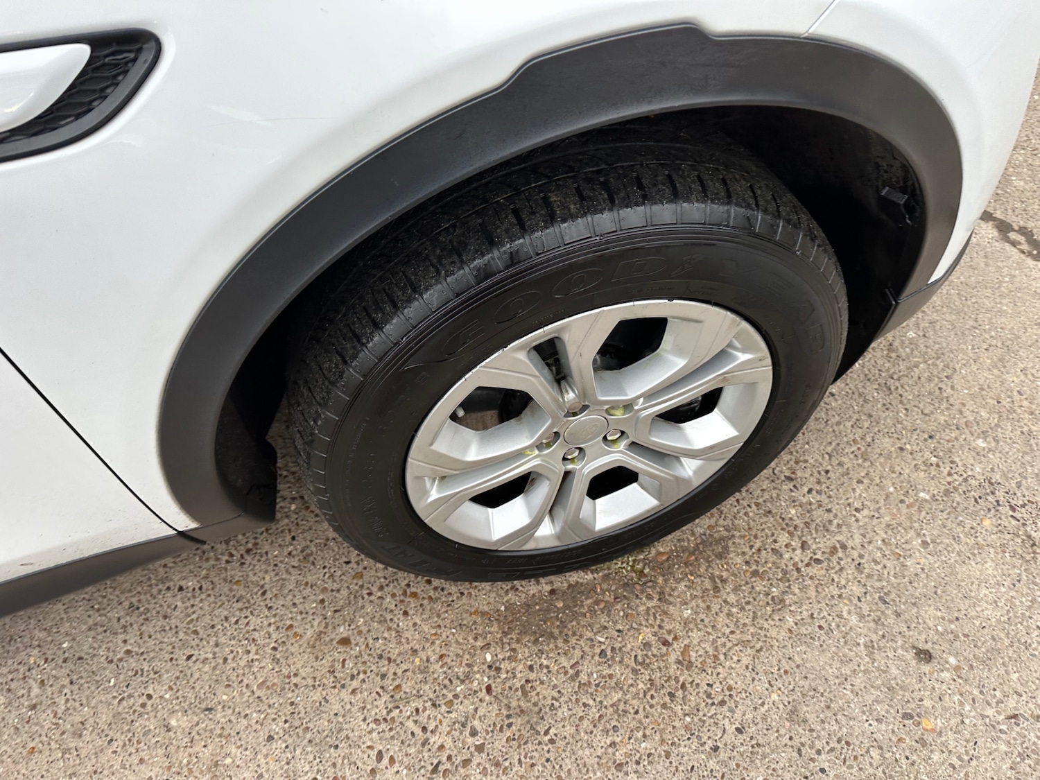 Used Land Rover Discovery Sport 2019 for sale - 76931662: Photo 19