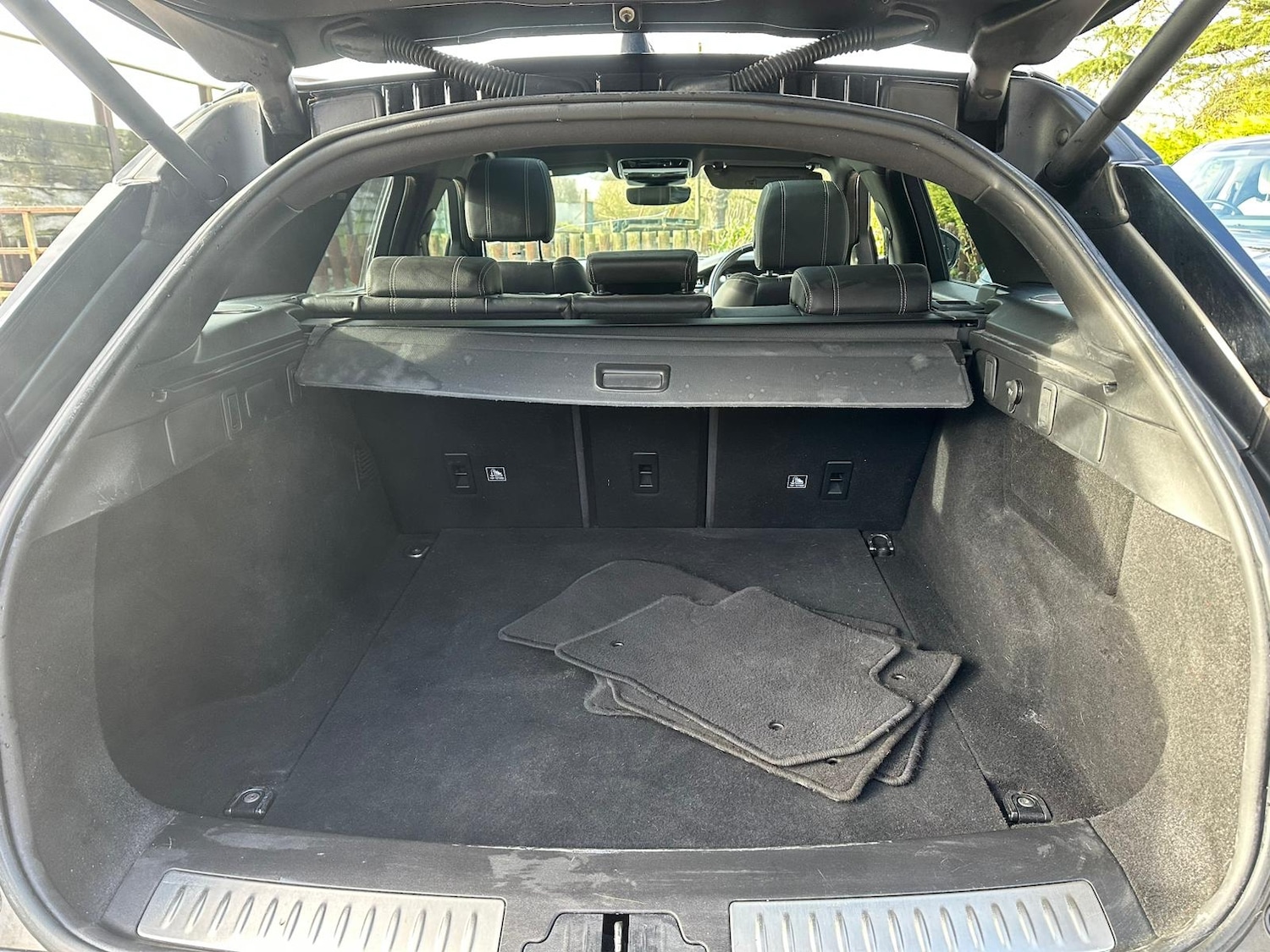 Used Land Rover Range Rover Velar 2018 for sale - 77350380: Photo 15