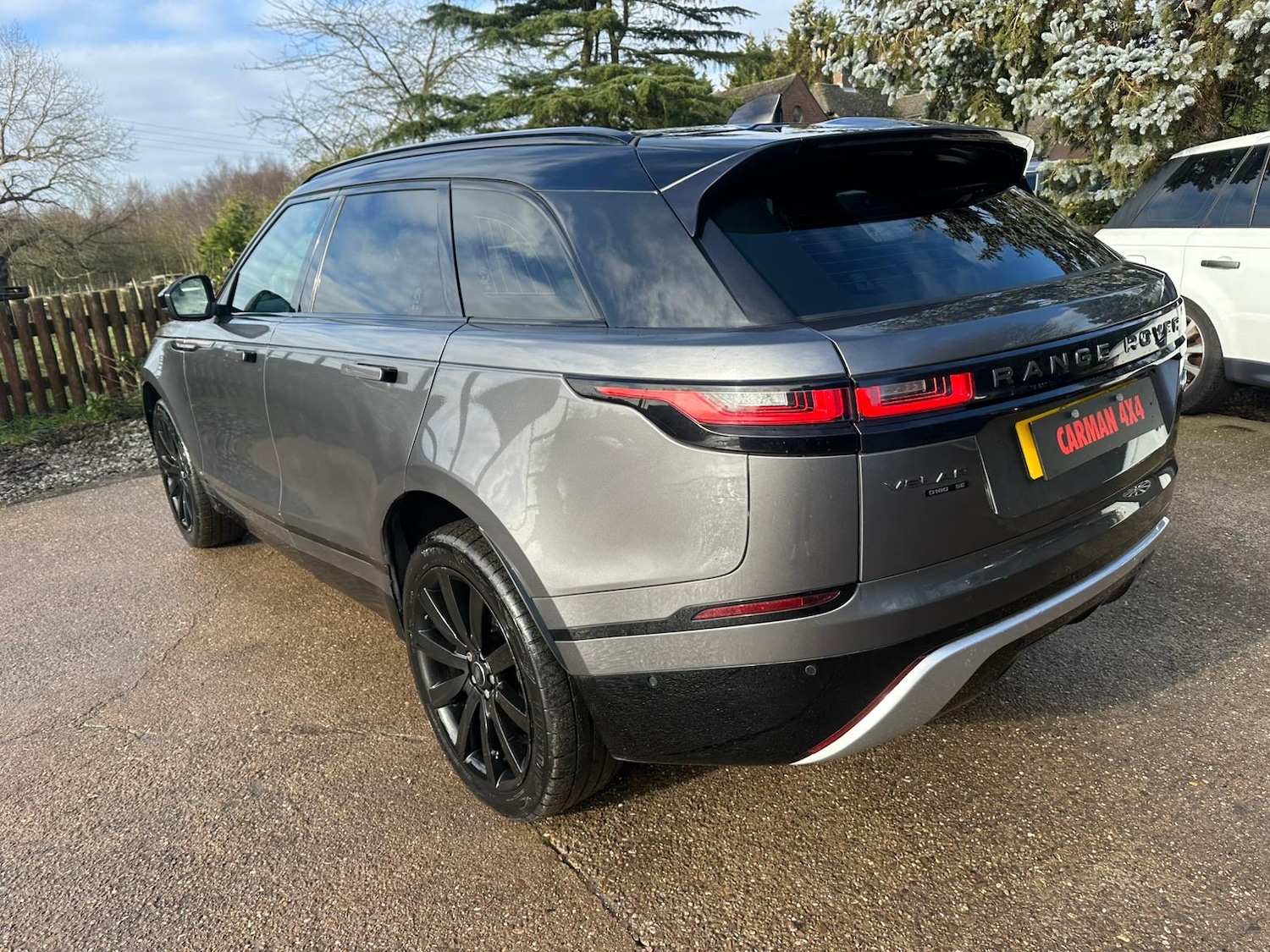 Used Land Rover Range Rover Velar 2018 for sale - 77350380: Photo 3