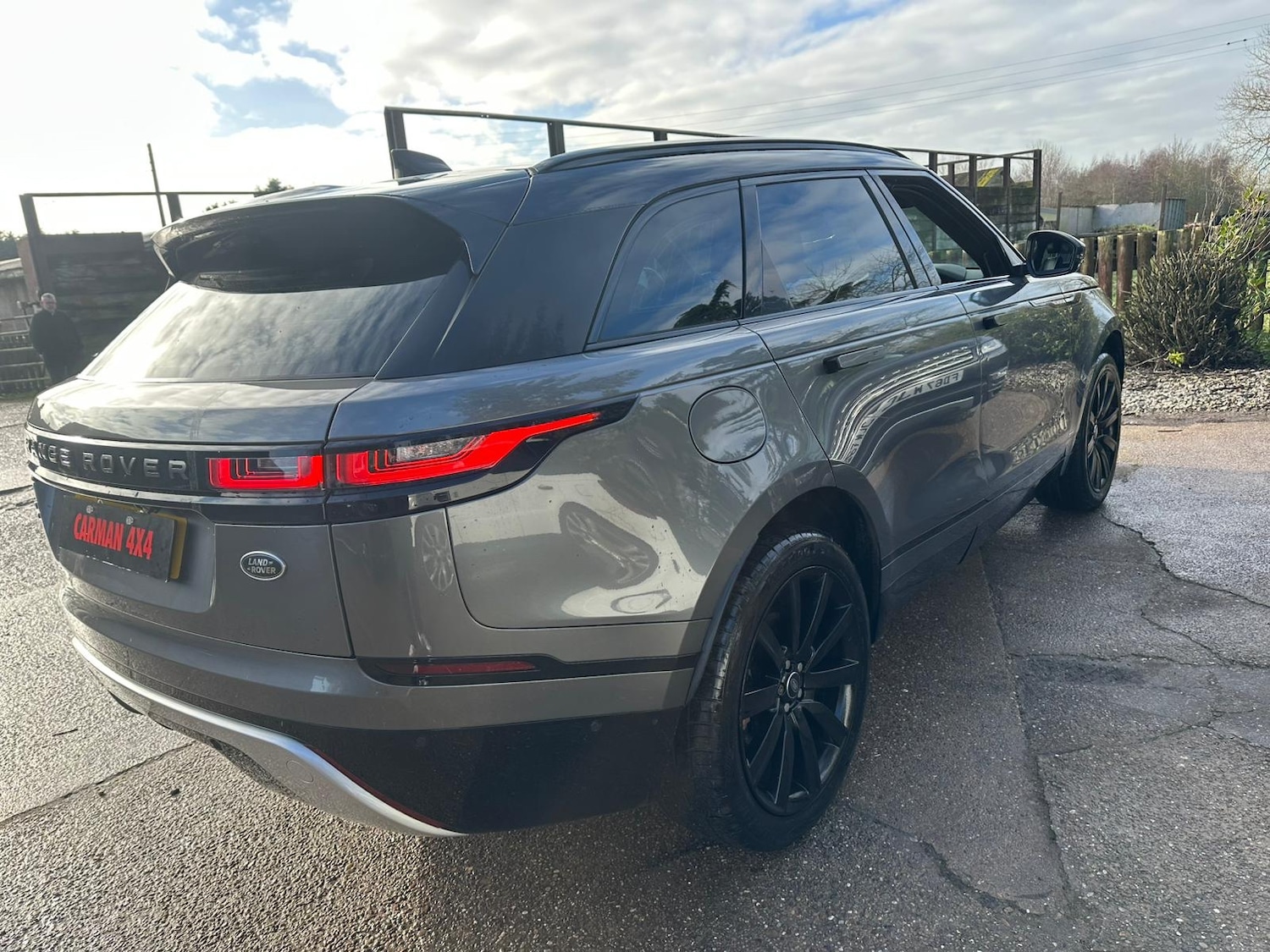 Used Land Rover Range Rover Velar 2018 for sale - 77350380: Photo 9