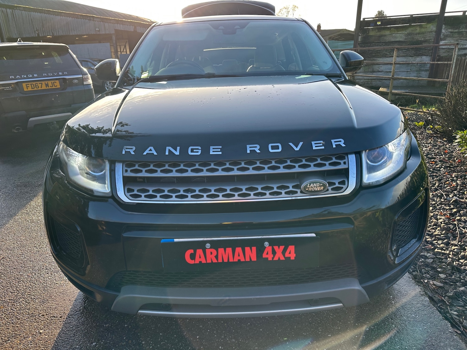 Used Land Rover Range Rover Evoque 2017 for sale - 76931583: Photo 2