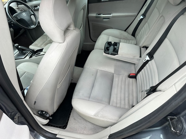 Used Volvo V50 2008 for sale - 76281364: Photo 10