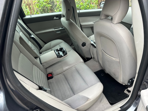 Used Volvo V50 2008 for sale - 76281364: Photo 11