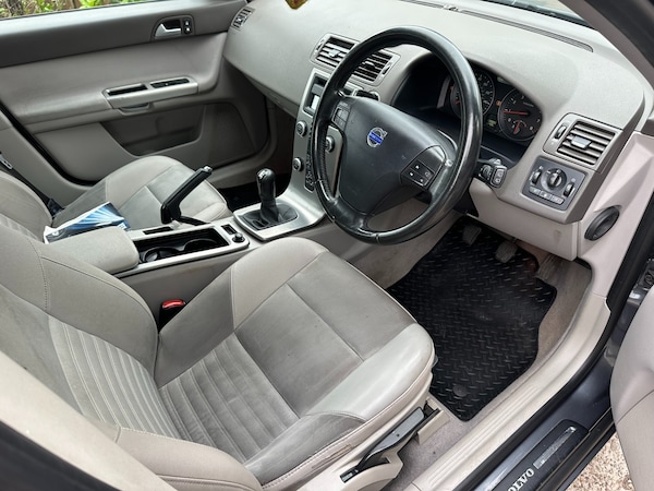 Used Volvo V50 2008 for sale - 76281364: Photo 7