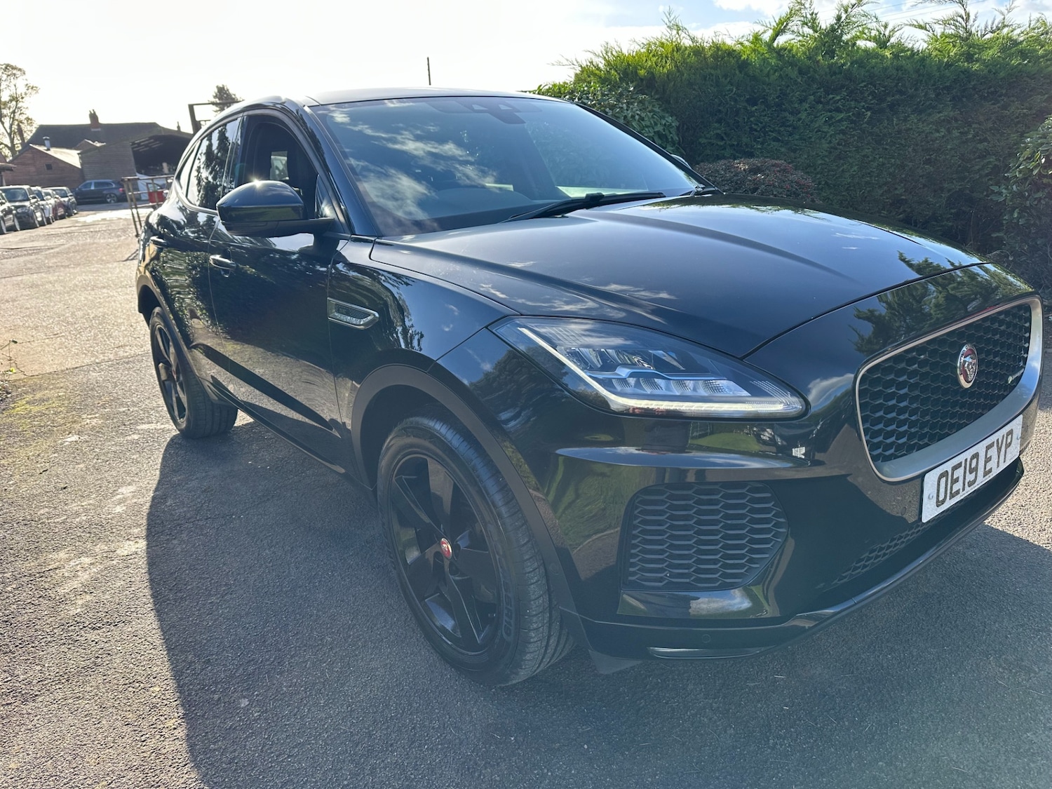 Used Jaguar E-Pace 2019 for sale - 76394941: Photo 4