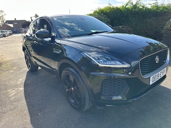 Used Jaguar E-Pace 2019 for sale - 76394941: Photo