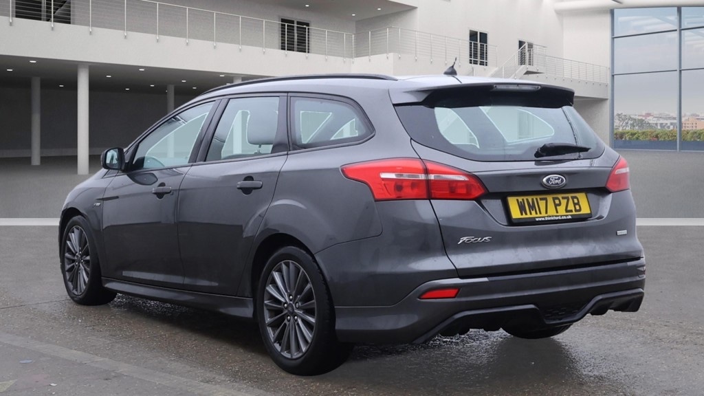 Used Ford Focus 2017 for sale - 76799555: Photo 10