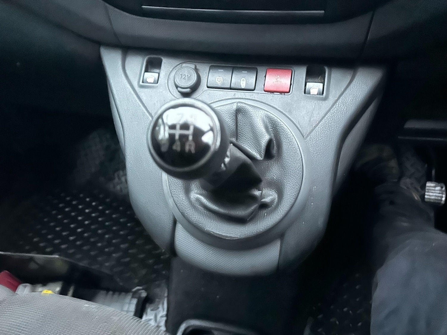 Used Peugeot Partner 2017 for sale - 77138682: Photo 15