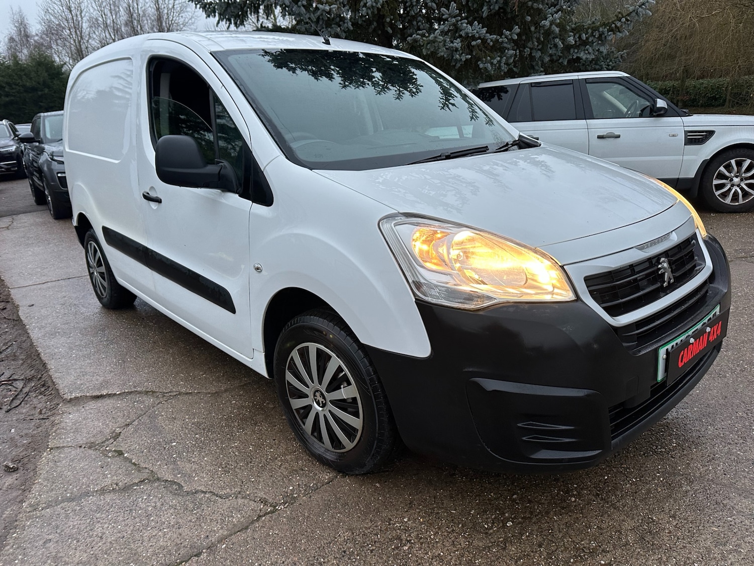 Used Peugeot Partner 2017 for sale - 77138682: Photo 3