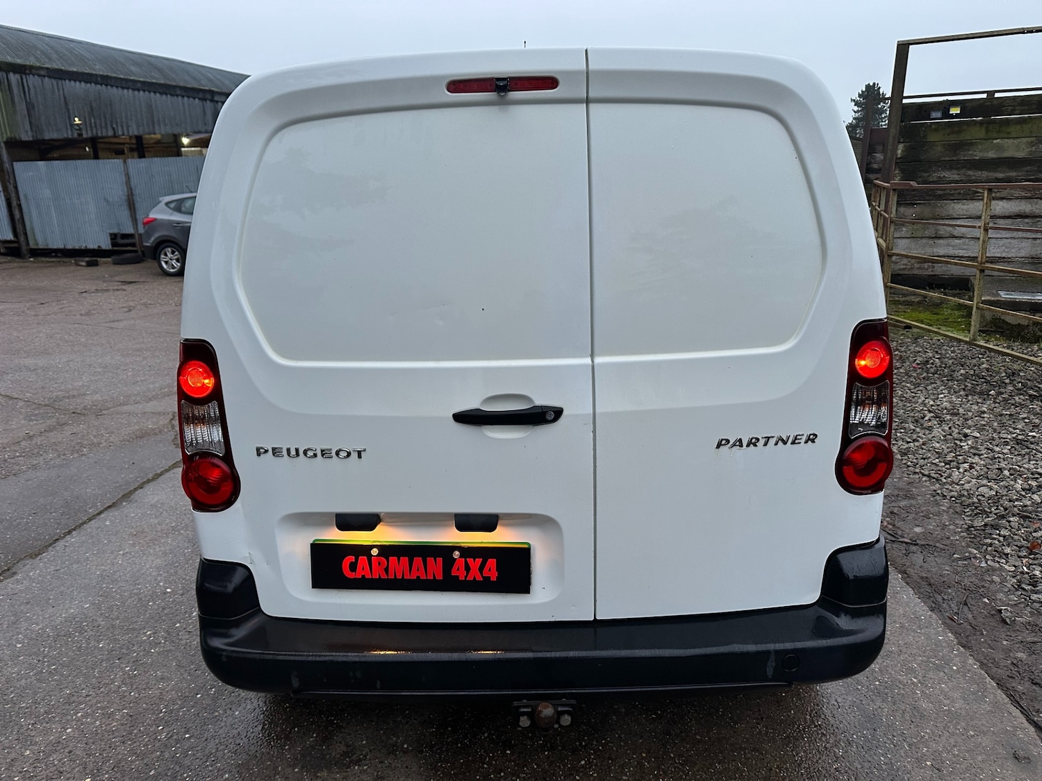 Used Peugeot Partner 2017 for sale - 77138682: Photo 5