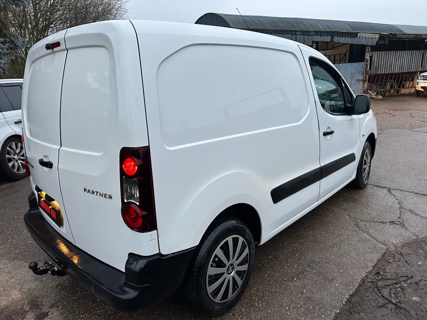 Used Peugeot Partner 2017 for sale - 77138682: Photo 6