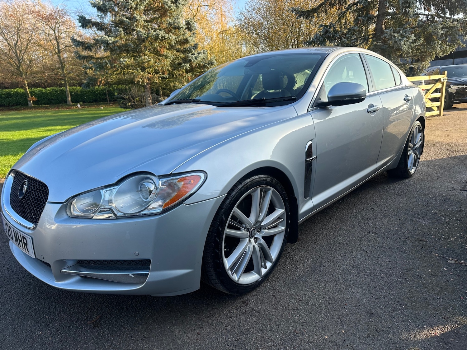 Used Jaguar XF 2011 for sale - 76794729: Photo 1