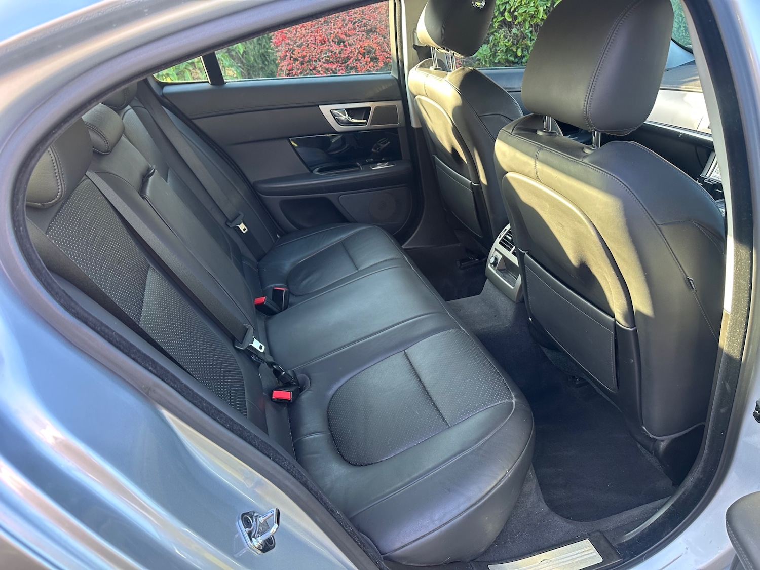 Used Jaguar XF 2011 for sale - 76794729: Photo 15