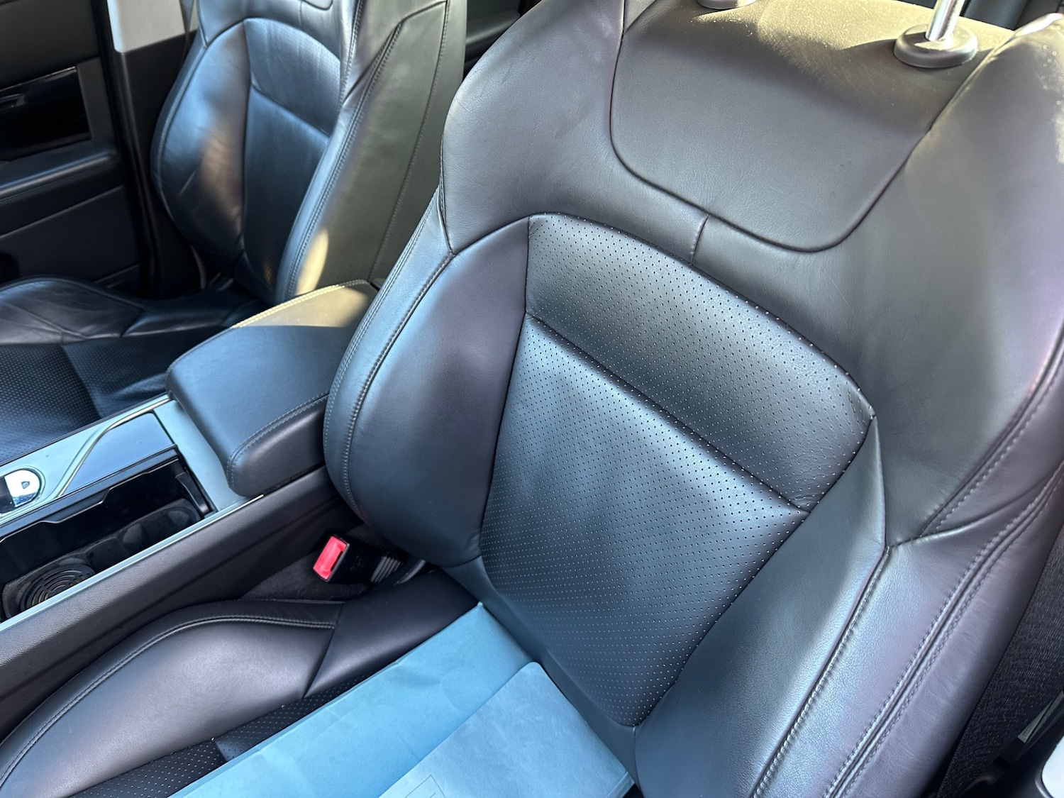 Used Jaguar XF 2011 for sale - 76794729: Photo 19