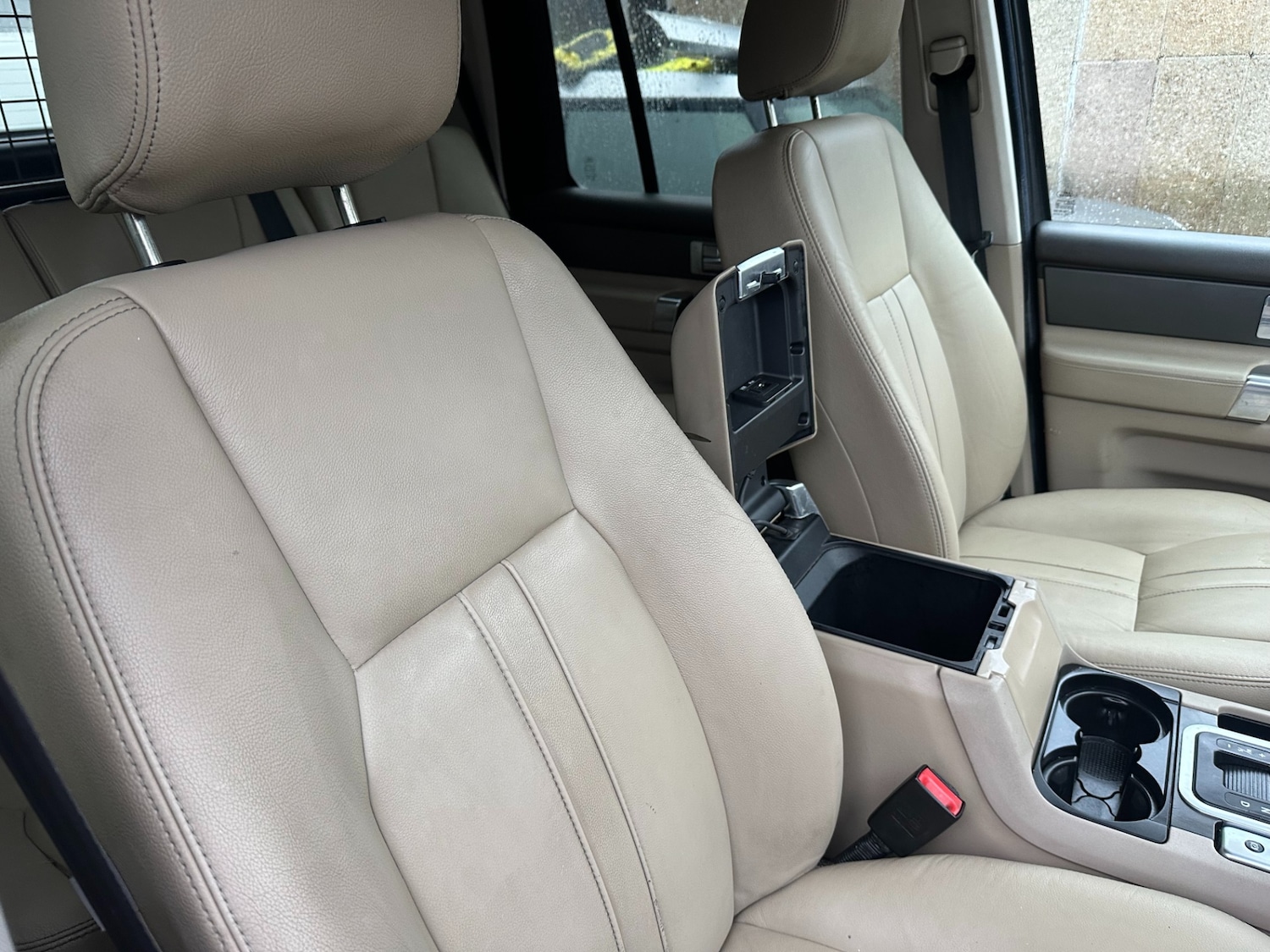 Used Land Rover Discovery 2010 for sale - 76420756: Photo 11