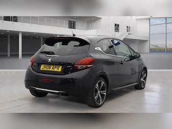 Used Peugeot 208 2016 for sale - 77310865: Photo