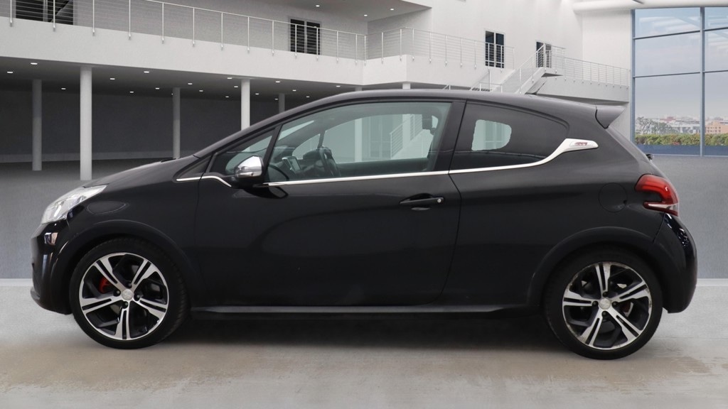 Used Peugeot 208 2016 for sale - 77310865: Photo 6