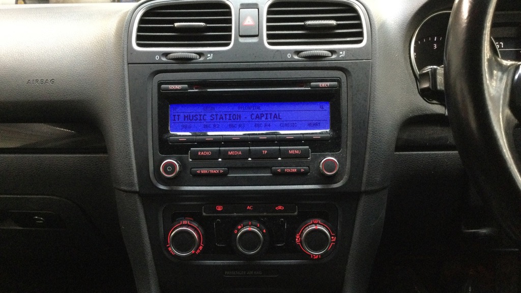 Used Volkswagen Golf 2011 for sale - 76411189: Photo 10