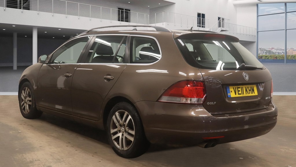 Used Volkswagen Golf 2011 for sale - 76411189: Photo 3