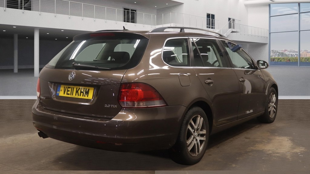 Used Volkswagen Golf 2011 for sale - 76411189: Photo 4