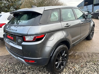 Used Land Rover Range Rover Evoque 2016 for sale - 77019066: Photo