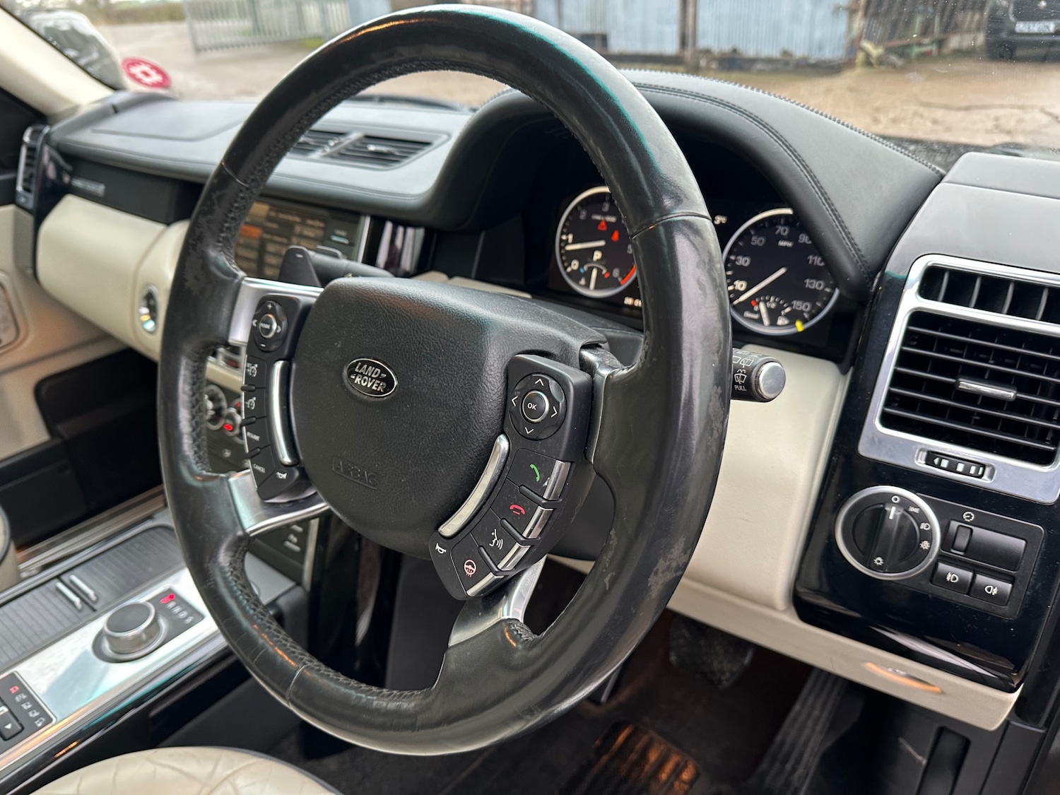 Used Land Rover Range Rover 2011 for sale - 77364771: Photo 10