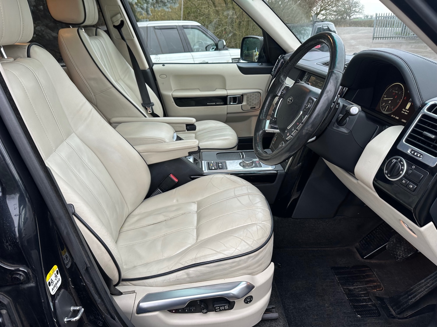 Used Land Rover Range Rover 2011 for sale - 77364771: Photo 7