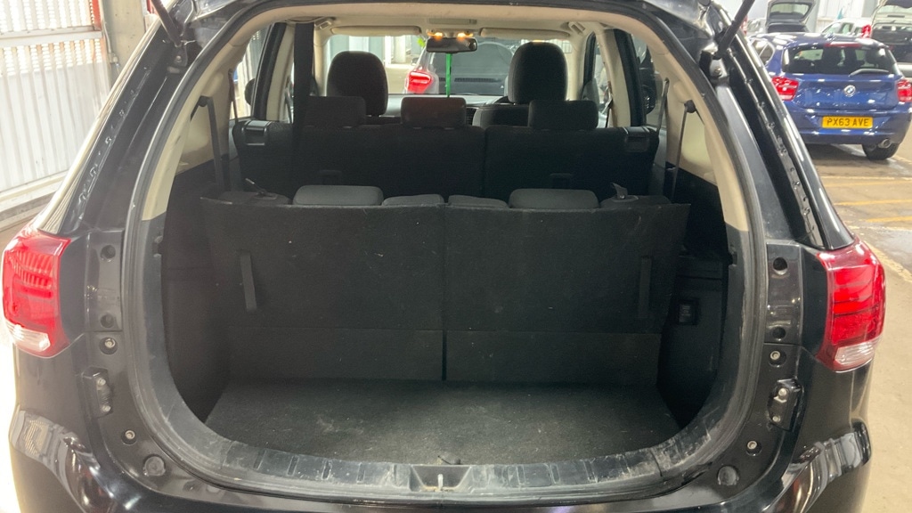 Used Mitsubishi Outlander 2017 for sale - 77778228: Photo 16