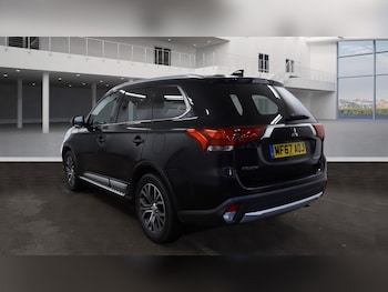 Used Mitsubishi Outlander 2017 for sale - 77778228: Photo