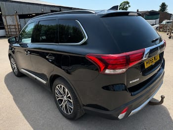 Used Mitsubishi Outlander 2016 for sale - 79697195: Photo
