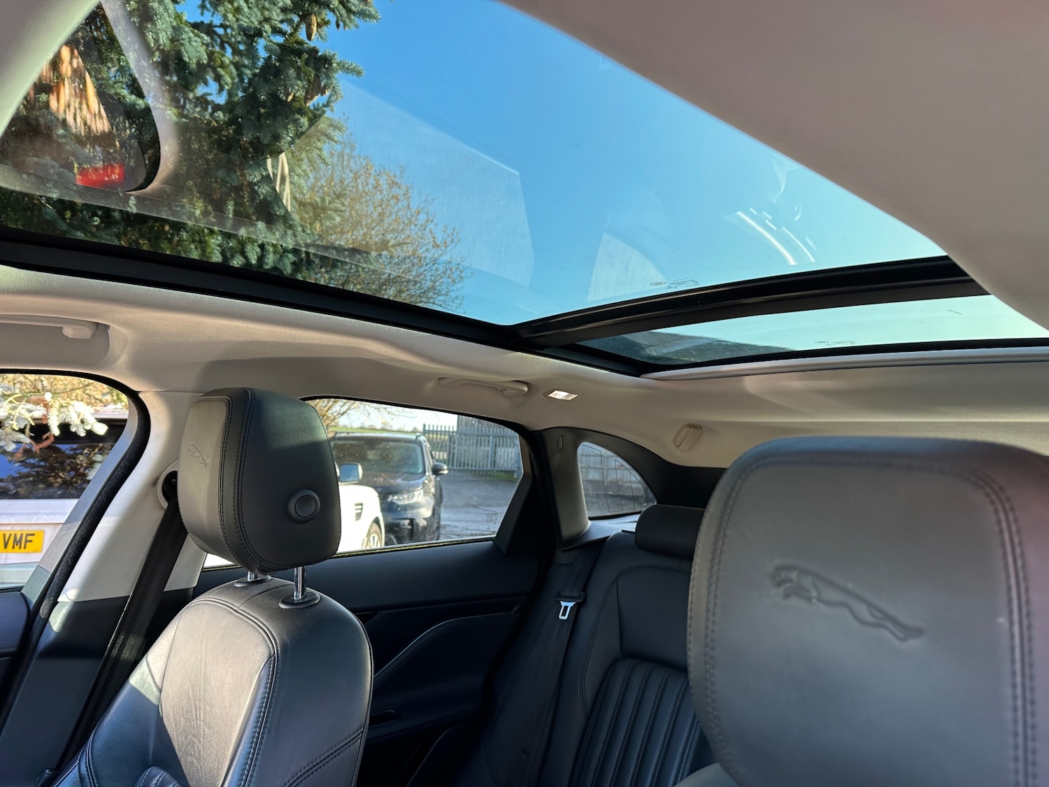 Used Jaguar F-Pace 2017 for sale - 76859560: Photo 10