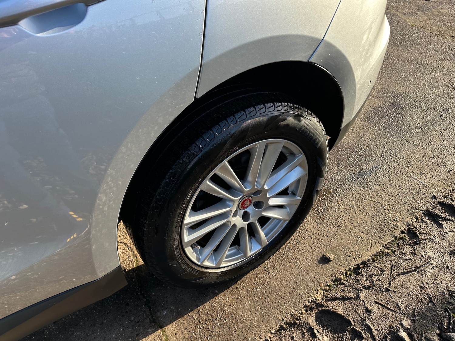 Used Jaguar F-Pace 2017 for sale - 76859560: Photo 14