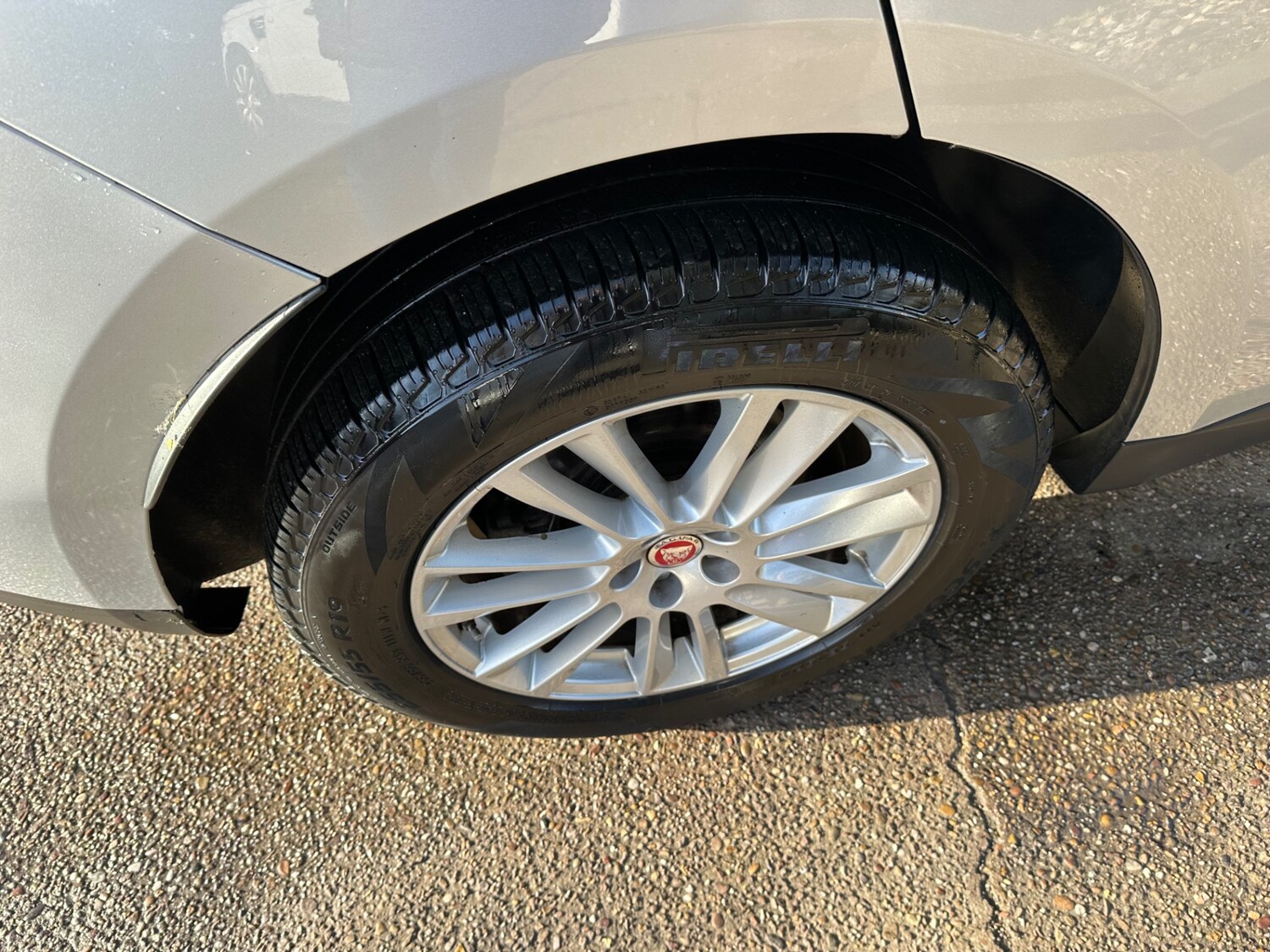 Used Jaguar F-Pace 2017 for sale - 76859560: Photo 15