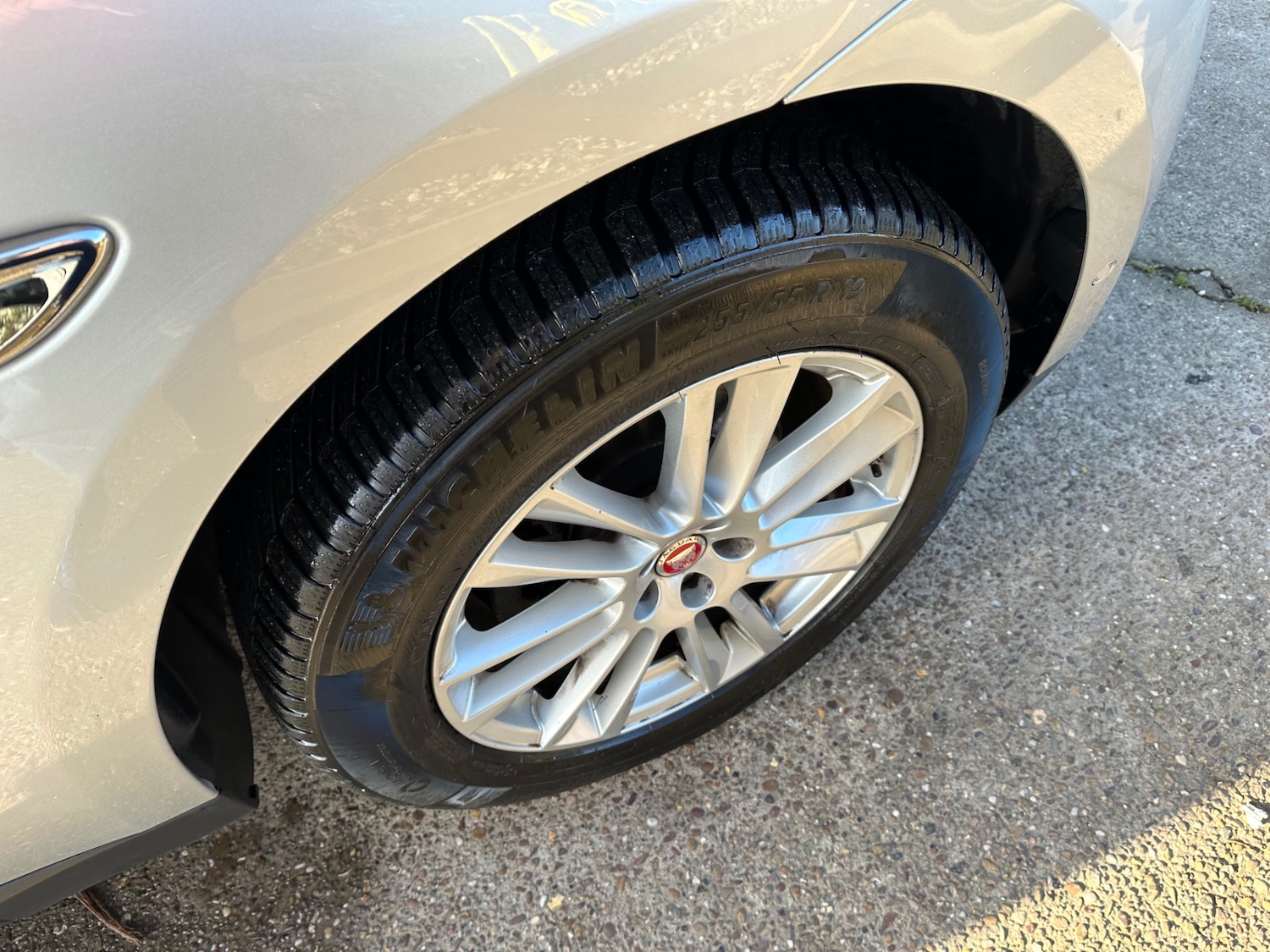 Used Jaguar F-Pace 2017 for sale - 76859560: Photo 16