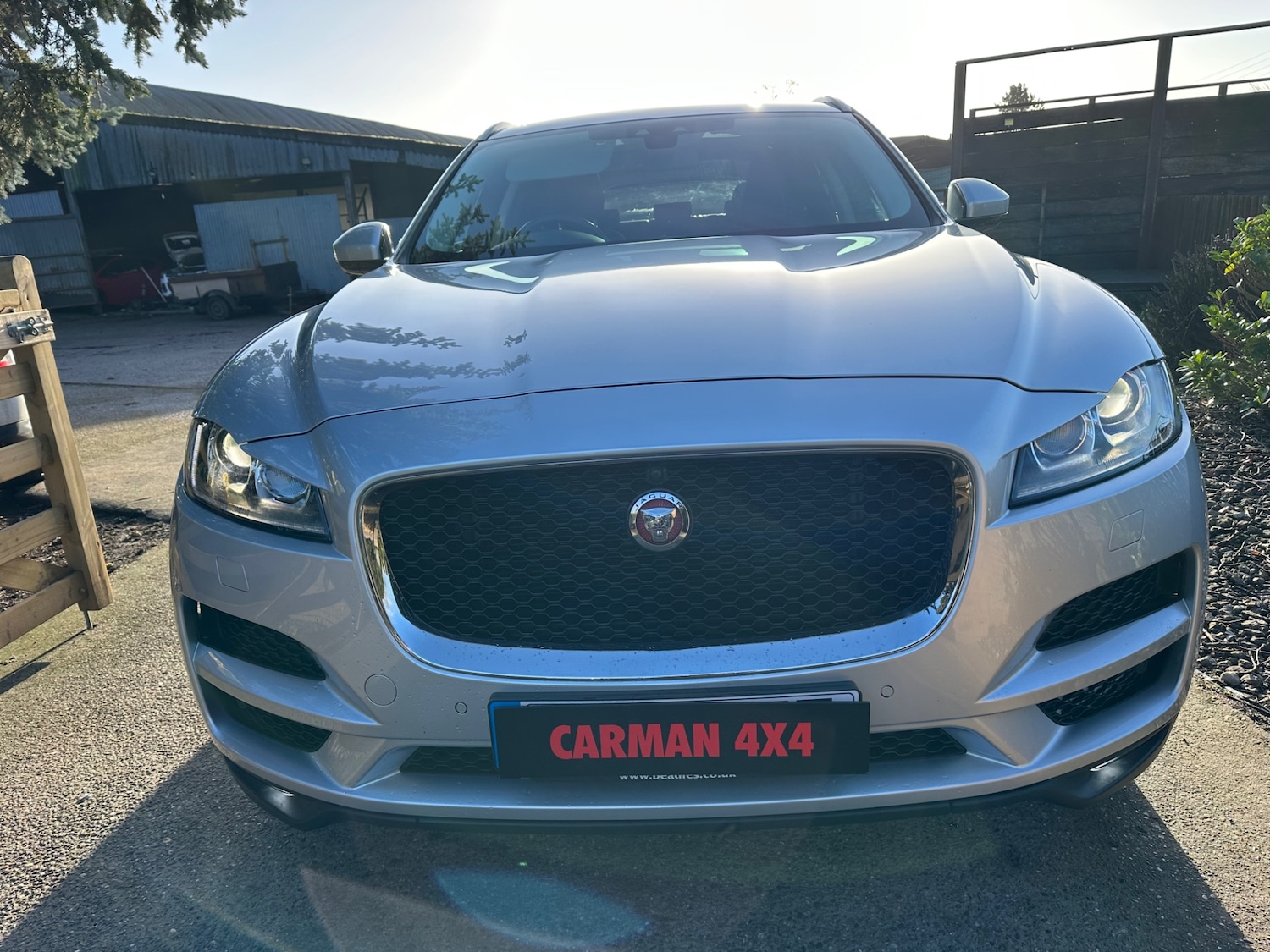 Used Jaguar F-Pace 2017 for sale - 76859560: Photo 3