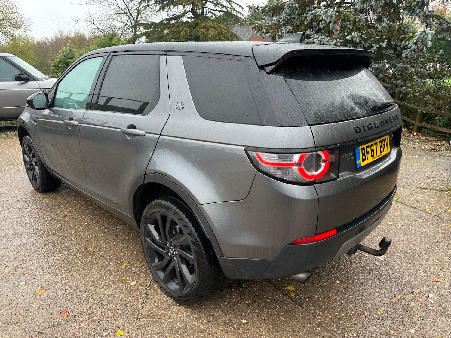 Used Land Rover Discovery Sport 2017 for sale - 76588269: Photo 6