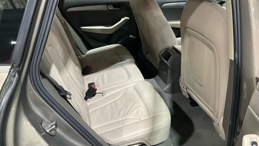 Used Audi Q5 2010 for sale - 77340160: Photo 11
