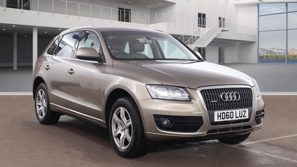 Used Audi Q5 2010 for sale - 77340160: Photo 2