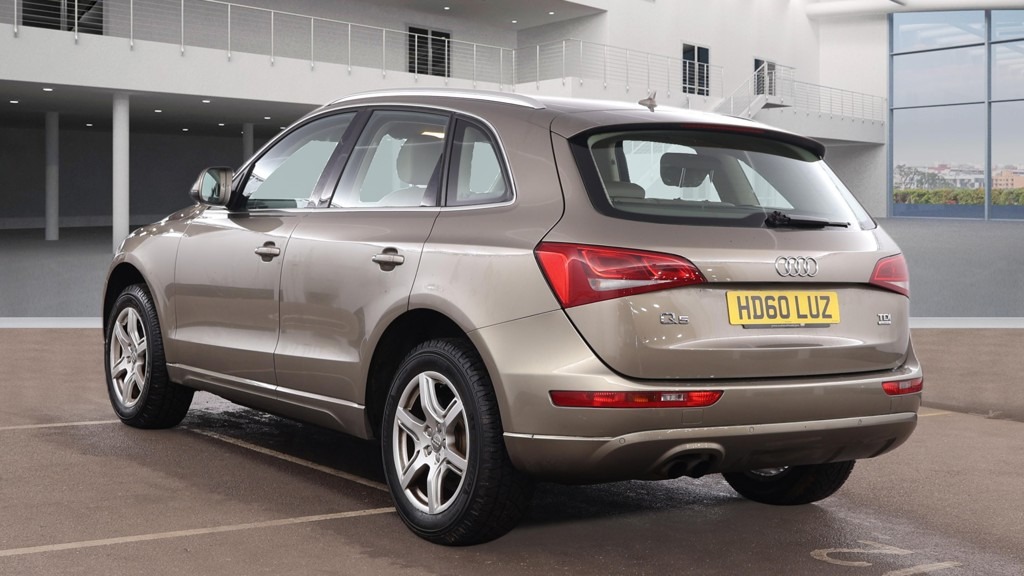 Used Audi Q5 2010 for sale - 77340160: Photo 4