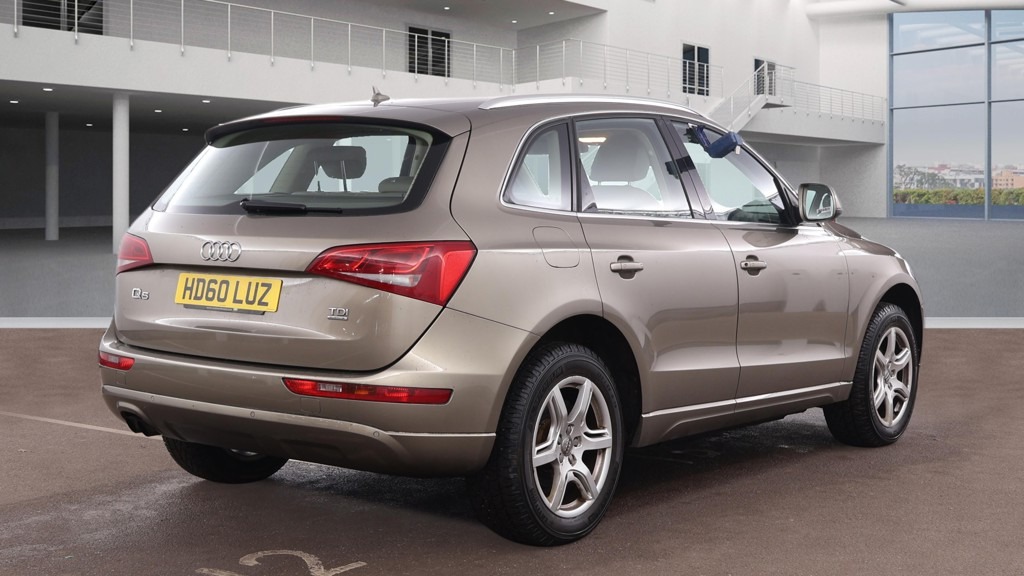 Used Audi Q5 2010 for sale - 77340160: Photo 5