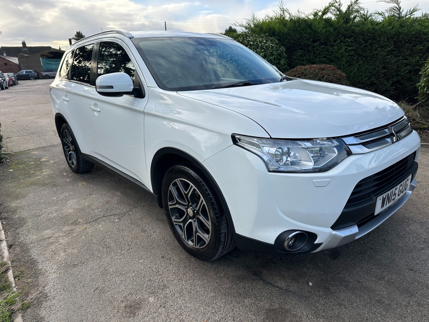 Used Mitsubishi Outlander 2015 for sale - 76615955: Photo 4