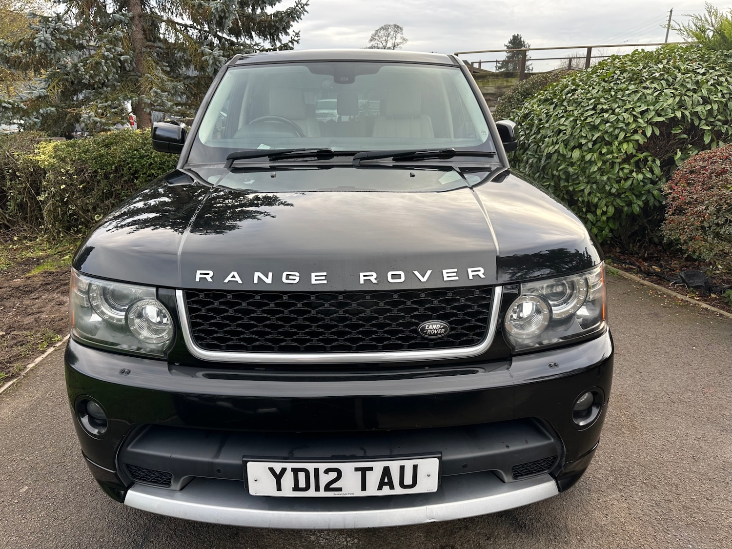 Used Land Rover Range Rover Sport 2012 for sale - 76707486: Photo 2