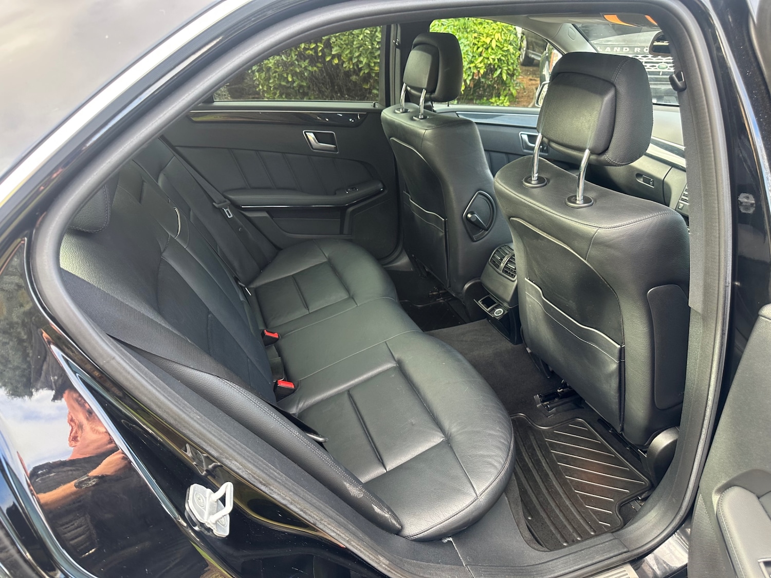 Used Mercedes-Benz E Class 2012 for sale - 76364832: Photo 12