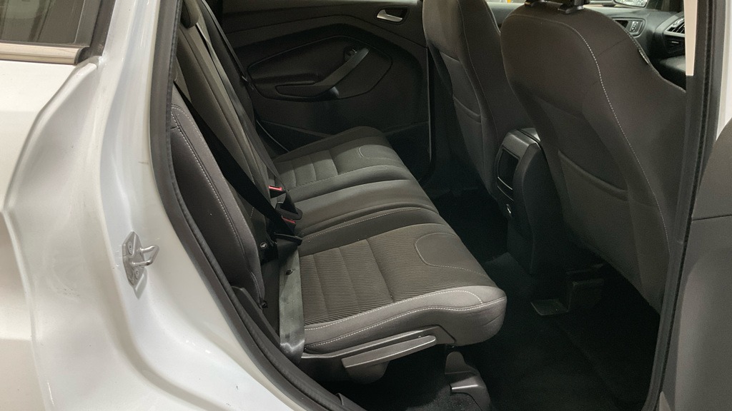 Used Ford Kuga 2015 for sale - 77516656: Photo 9